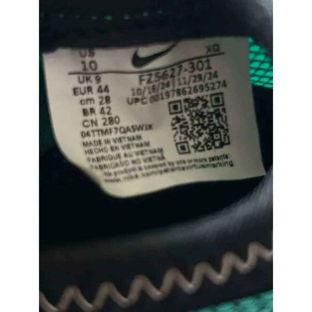 Nike Aqua Turf  FZ5627-301 Turbo Green Black Washed Coral Men's Size 10